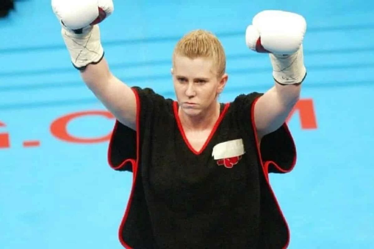 Tonya Harding boxe