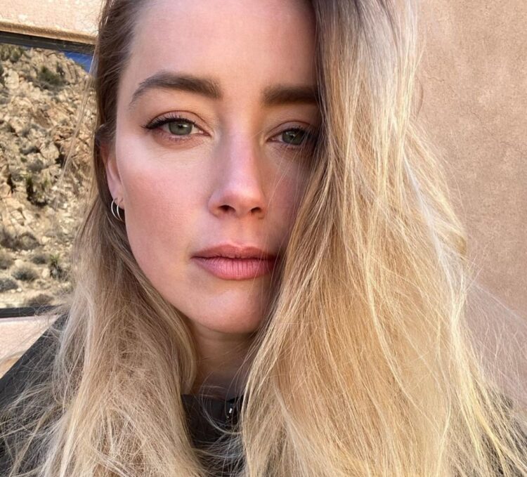 Amber Heard chi è l’ex moglie di Johnny Depp