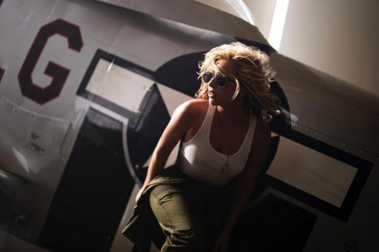 Hold my hand Lady Gaga: testo e significato della colonna sonora di Top Gun: Maverick