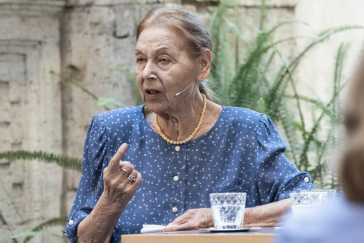 Chi è Edith Bruck: il campo di concentramento e la testimonianza della shoah