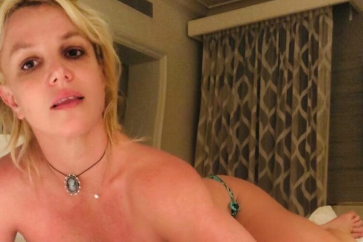 Britney Spears su Instagram censurata! Le FOTO scandalo