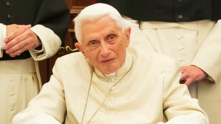 Papa Emerito significato: perché Ratzinger si chiama così