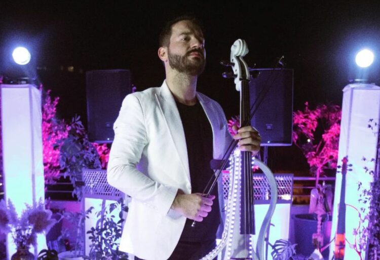 Iljard Shaba chi è con il violino che affianca Anna Oxa a Sanremo 2023