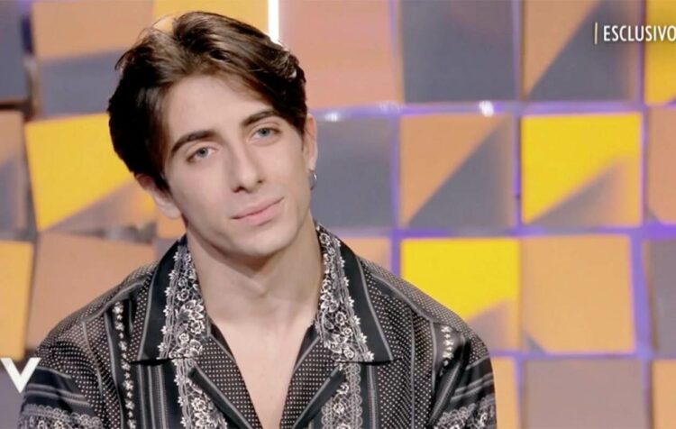 Alessandro Cavallo a Sanremo 2023 con Lorella Cuccarini: lo riconosci?