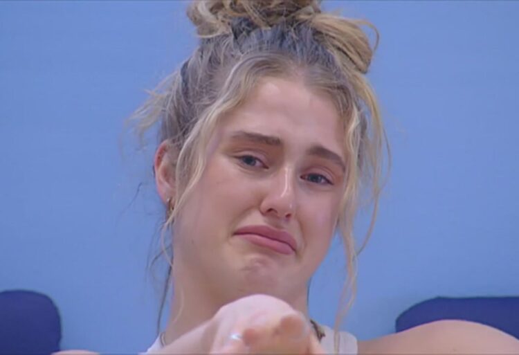 Amici 22 infortunio per Isobel: cosa è successo e come sta
