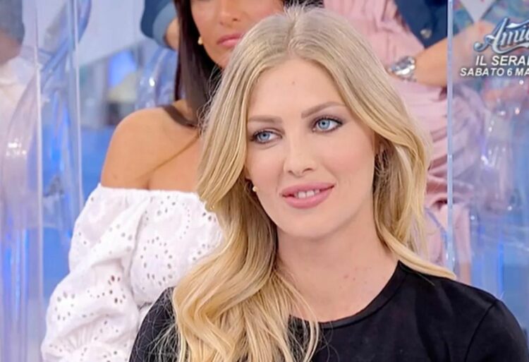 Uomini e donne quando va in onda la scelta di Nicole