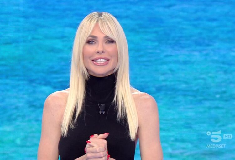 Primo finalista isola dei famosi 2023: ira social