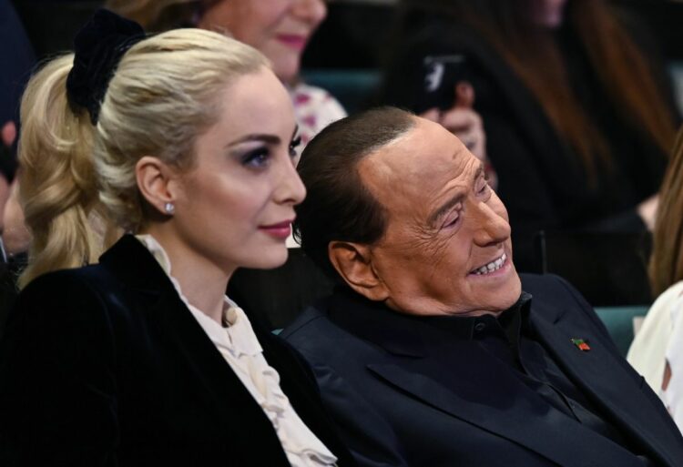 Marta Fascina chi è la famiglia della moglie di Berlusconi Contrataque