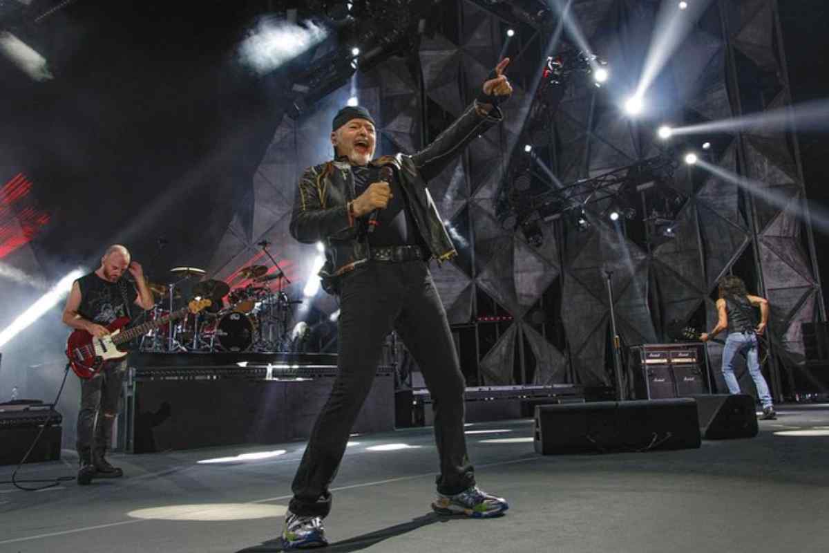 Scaletta concerto Vasco Rossi Salerno 2023