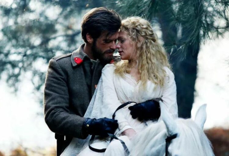 Kurt Seyit e Sura stanno insieme nella realtà? Flirt e nascita di un bimbo
