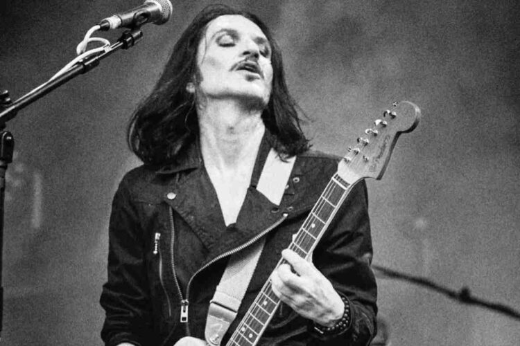 I Placebo contro Giorgia Meloni: perché e cosa ha detto