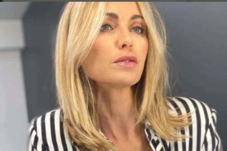 Sabrina Scampini chi è conduttrice Controcorrente: assalto ai social
