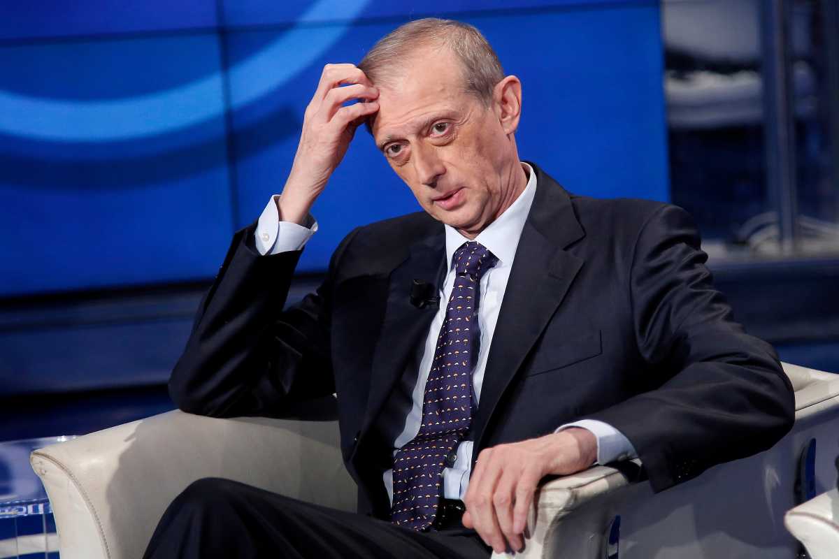 Piero Fassino stipendio: quanto guadagna veramente