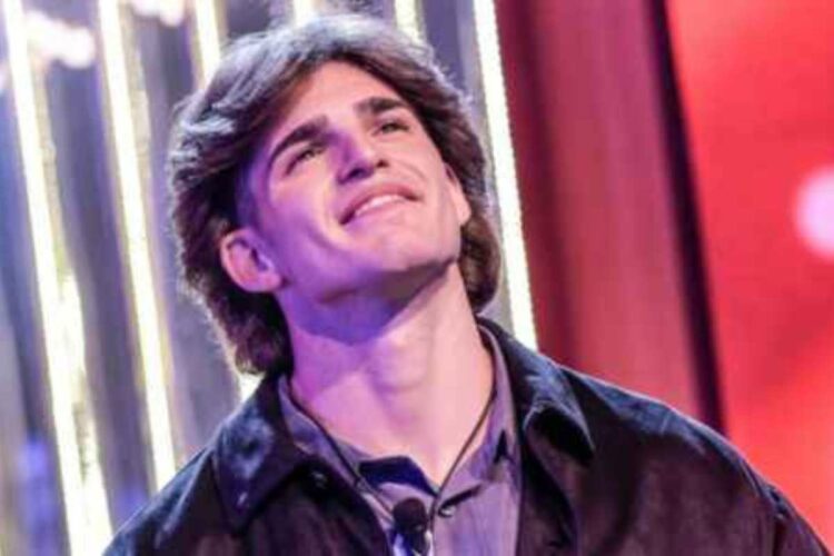 Grande Fratello Paolo modello Vip smascherato vero profilo Instagram