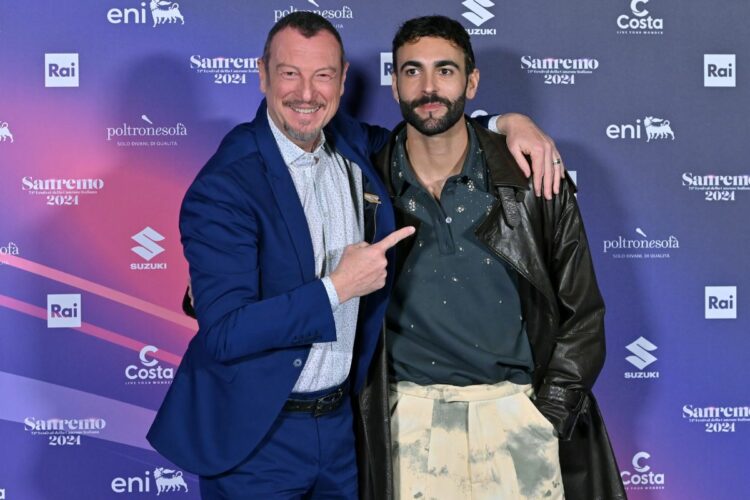 chi veste marco mengoni a sanremo 2024