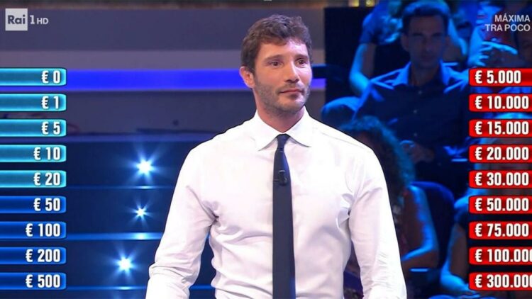 Affari Tuoi Stefano De Martino